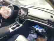 2021 Honda Accord EX-L z VIN 1HGCV1F50MA044878, wystawiony jako IAAI lot #43234225 z przebiegiem 33 817 mil mil oraz . Historia ofert i sprzedaży dostępna na DreamBid. Obrazek 5.