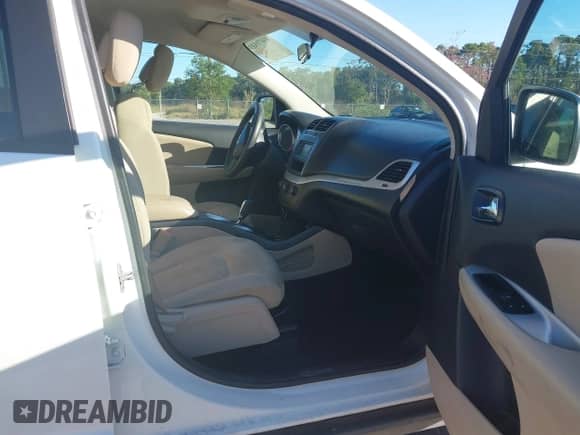 2015 Dodge Journey SXT with VIN 3C4PDCBG5FT637184, listed as a IAAI auction lot 43471933 with 199,483 mi miles and . Bid and sale history available at DreamBid. Image 5.