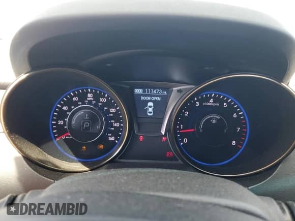 2013 Hyundai Genesis Coupe R-Spec with VIN KMHHT6KD2DU086838, listed as a Copart auction lot 50589725 with 111,473 mi miles and Non repairable. Bid and sale history available at DreamBid. Image 9.