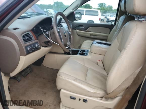 2009 Chevrolet Silverado 1500 LTZ z VIN 1GCEK39089Z199473, wystawiony jako Copart lot #65096805 z przebiegiem 265 225 mil mil oraz Szkoda całkowita • Salvage title. Historia ofert i sprzedaży dostępna na DreamBid. Obrazek 7.