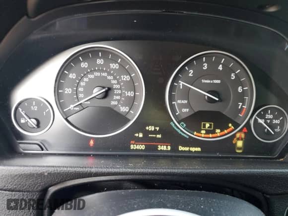 2015 BMW 3 Series 328i xDrive with VIN WBA3B3C54FF545752, listed as a Copart auction lot 69396625 with 93,400 mi miles and Salvage title. Bid and sale history available at DreamBid. Image 9.