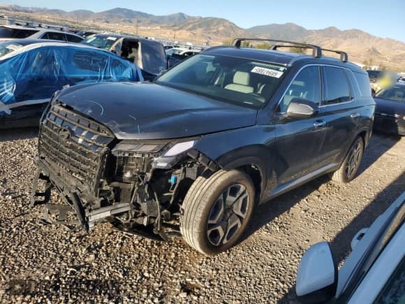2025 Hyundai Palisade SEL Premium z VIN KM8R4DGE9SU809184, wystawiony jako Copart lot #68947885 z przebiegiem 11 386 mil mil oraz Szkoda całkowita • Salvage title. Historia ofert i sprzedaży dostępna na DreamBid. Obrazek 1.