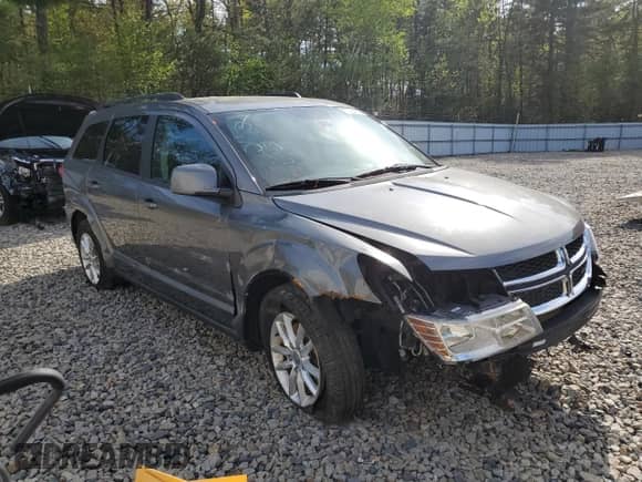 2013 Dodge Journey SXT with VIN 3C4PDCBB9DT722370, listed as a Copart auction lot 57086485 with 135,423 mi miles and Salvage title. Bid and sale history available at DreamBid. Image 4.