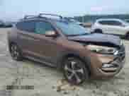 2017 Hyundai Tucson Limited with VIN KM8J33A27HU328819, listed as a Copart auction lot 69728935 with 95,498 mi miles and Salvage title. Bid and sale history available at DreamBid. Image 4.