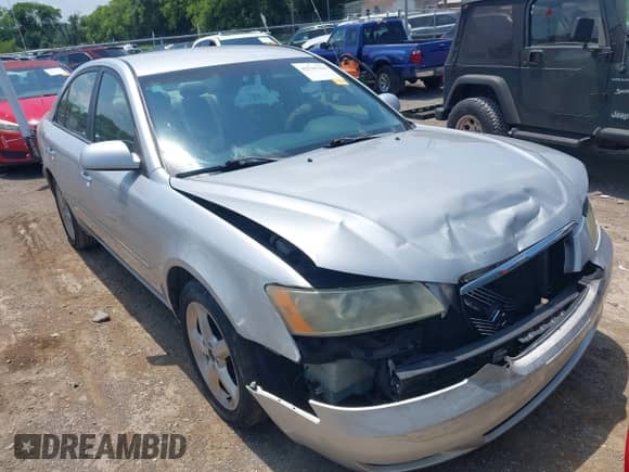 2008 Hyundai Sonata SE с VIN 5NPEU46F58H299545, выставлен на аукционе IAAI как лот 42741166 с пробегом 269 246 миль миль и . История ставок и продаж доступна на DreamBid. Изображение 1.
