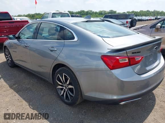 2024 Chevrolet Malibu RS с VIN 1G1ZG5ST9RF110331, выставлен на аукционе IAAI как лот 42973015 с пробегом 20 950 миль миль и . История ставок и продаж доступна на DreamBid. Изображение 3.