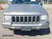1998 Jeep Grand Cherokee Limited z VIN 1J4GZ78S1WC302742, wystawiony jako IAAI lot #43024107 z przebiegiem 155 196 mil mil oraz . Historia ofert i sprzedaży dostępna na DreamBid. Obrazek 6.