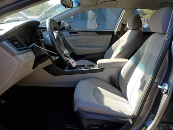 2018 Hyundai Sonata Sport with VIN 5NPE34AF4JH659257, listed as a Copart auction lot 86883975 with 207,380 mi miles and Clean title. Bid and sale history available at DreamBid. Image 7.