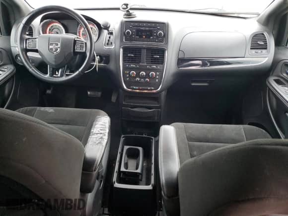 2016 Dodge Grand Caravan SE Plus z VIN 2C4RDGBG1GR237062, wystawiony jako Copart lot #86900285 z przebiegiem 116 149 mil mil oraz Czysty tytuł • Clean title. Historia ofert i sprzedaży dostępna na DreamBid. Obrazek 8.