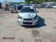 2013 Chevrolet Sonic LTZ z VIN 1G1JE5SB2D4105616, wystawiony jako IAAI lot #42646278 z przebiegiem 134 392 mil mil oraz . Historia ofert i sprzedaży dostępna na DreamBid. Obrazek 6.