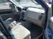 2009 Mercury Mariner Hybrid with VIN 4M2CU29359KJ17577, listed as a IAAI auction lot 43091811 with 247,830 mi miles and . Bid and sale history available at DreamBid. Image 5.