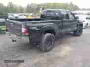 2011 Toyota Tacoma z VIN 5TFUU4EN0BX017666, wystawiony jako IAAI lot #42376747 z przebiegiem 162 955 mil mil oraz . Historia ofert i sprzedaży dostępna na DreamBid. Obrazek 4.