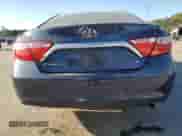 2015 Toyota Camry LE z VIN 4T1BF1FK0FU874397, wystawiony jako Copart lot #81991425 z przebiegiem 103 079 mil mil oraz Szkoda całkowita • Salvage title. Historia ofert i sprzedaży dostępna na DreamBid. Obrazek 6.