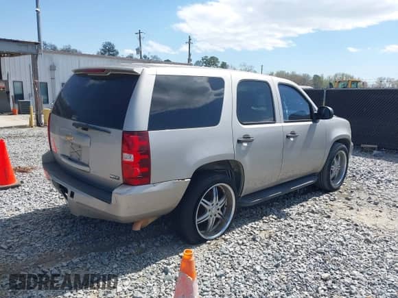 2007 Chevrolet Tahoe Police с VIN 1GNEC03097R367453, выставлен на аукционе IAAI как лот 41849436 с пробегом 250 207 миль миль и . История ставок и продаж доступна на DreamBid. Изображение 4.