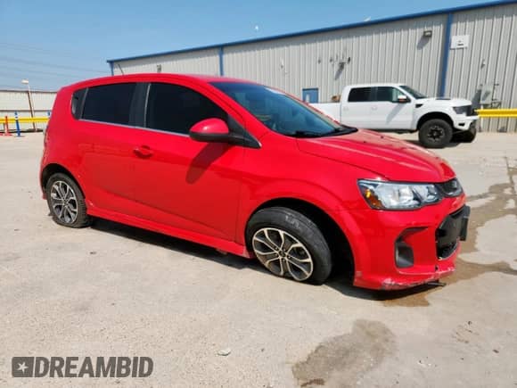 2018 Chevrolet Sonic LT с VIN 1G1JD6SHXJ4121300, выставлен на аукционе Copart как лот 72057215 с пробегом 102 547 миль миль и Чистый • Clean title. История ставок и продаж доступна на DreamBid. Изображение 4.