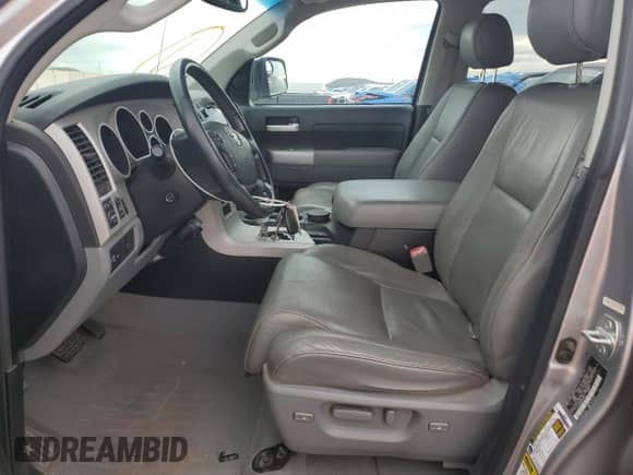 2008 Toyota Tundra Limited with VIN 5TFEV581X8X057522, listed as a Copart auction lot 82625225 with 143,500 mi miles and Salvage title. Bid and sale history available at DreamBid. Image 7.