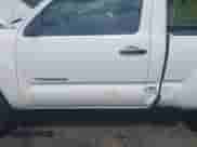 2006 Toyota Tacoma z VIN 5TENX22N56Z273160, wystawiony jako IAAI lot #42772242 z przebiegiem 151 075 mil mil oraz . Historia ofert i sprzedaży dostępna na DreamBid. Obrazek 6.