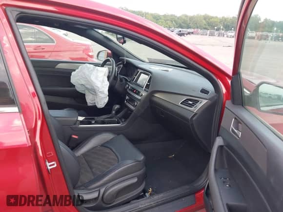 2019 Hyundai Sonata Sport с VIN 5NPE34AFXKH729037, выставлен на аукционе IAAI как лот 42836288 с пробегом 95 725 миль миль и . История ставок и продаж доступна на DreamBid. Изображение 5.