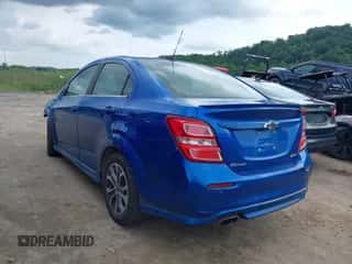 2020 Chevrolet Sonic LT с VIN 1G1JD5SB4L4109717, выставлен на аукционе IAAI как лот 42755260 с пробегом 123 638 миль миль и . История ставок и продаж доступна на DreamBid. Изображение 3.