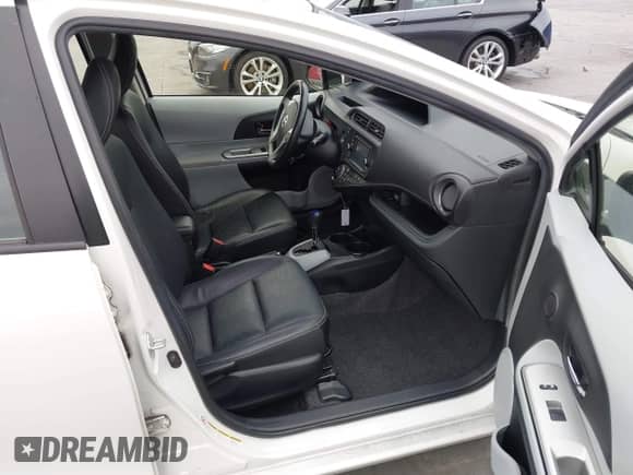 2013 Toyota Prius Three with VIN JTDKDTB35D1054089, listed as a IAAI auction lot 43252779 with 134,327 mi miles and . Bid and sale history available at DreamBid. Image 5.