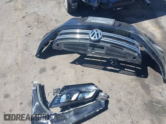 2017 Volkswagen Tiguan Sport с VIN WVGUV7AX4HW503932, выставлен на аукционе IAAI как лот 42967843 с пробегом 145 530 миль миль и . История ставок и продаж доступна на DreamBid. Изображение 12.