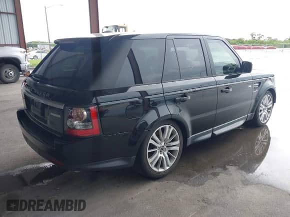 2012 Land Rover Range Rover Sport HSE Lux z VIN SALSK2D4XCA757796, wystawiony jako IAAI lot #42666814 z przebiegiem 82 191 mil mil oraz . Historia ofert i sprzedaży dostępna na DreamBid. Obrazek 4.
