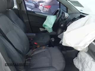 2015 Chevrolet Spark LT z VIN KL8CD6S90FC741846, wystawiony jako IAAI lot #43256475 z przebiegiem 93 883 mil mil oraz . Historia ofert i sprzedaży dostępna na DreamBid. Obrazek 5.