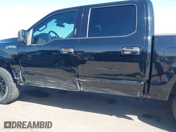 2018 Ford F-150 XL z VIN 1FTEW1EB8JFB88172, wystawiony jako IAAI lot #41692144 z przebiegiem 88 351 mil mil oraz . Historia ofert i sprzedaży dostępna na DreamBid. Obrazek 14.