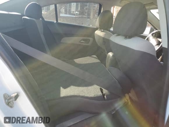 2015 Chevrolet Cruze LS с VIN 1G1PA5SH5F7171587, выставлен на аукционе Copart как лот 69455725 с пробегом Не указан миль и Списание • Salvage title. История ставок и продаж доступна на DreamBid. Изображение 10.