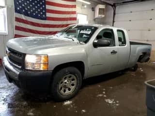 2013 Chevrolet Silverado 1500 Work Truck with VIN 1GCRKPEA6DZ353243, listed as a Copart auction lot 43454395 with 181,812 mi miles and Salvage title. Bid and sale history available at DreamBid. Image 1.