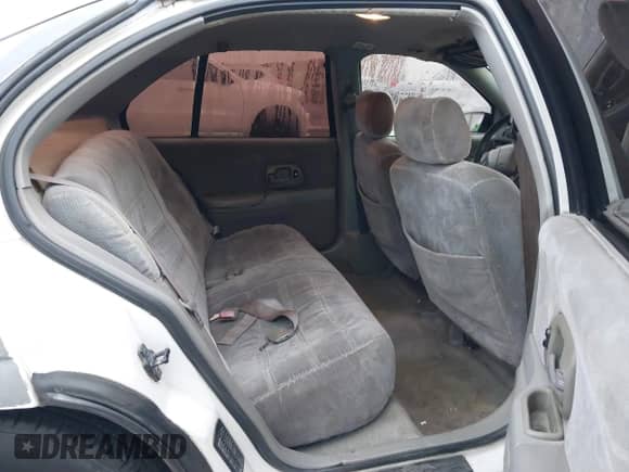 1997 Chevrolet Lumina with VIN 2G1WL52M8V9321269, listed as a IAAI auction lot 41521759 with 350,165 mi miles and . Bid and sale history available at DreamBid. Image 8.