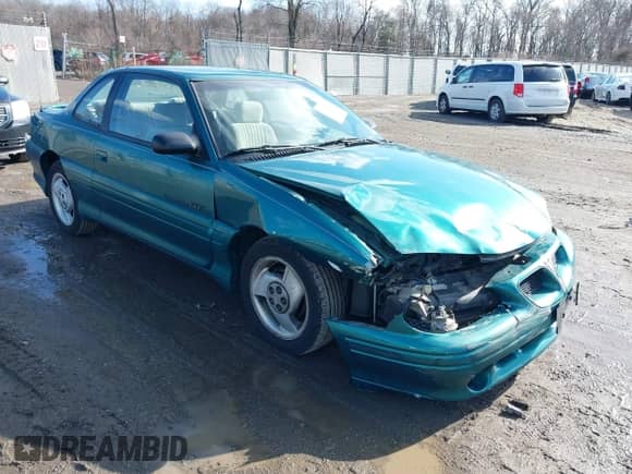 1997 Pontiac Grand Am with VIN 1G2NW12T8VC715717, listed as a IAAI auction lot 41533544 with 82,805 mi miles and . Bid and sale history available at DreamBid. Image 1.