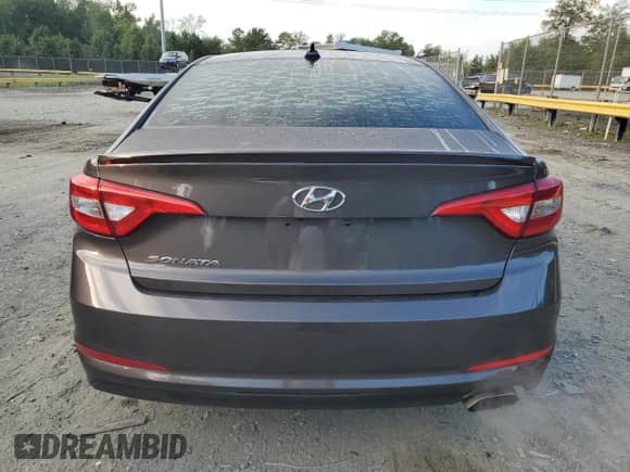 2017 Hyundai Sonata SE with VIN 5NPE24AFXHH512647, listed as a Copart auction lot 83849305 with 71,734 mi miles and Salvage title. Bid and sale history available at DreamBid. Image 6.