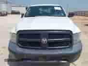 2016 Ram 1500 Tradesman с VIN 1C6RR7FT1GS398865, выставлен на аукционе IAAI как лот 42664827 с пробегом 221 619 миль миль и . История ставок и продаж доступна на DreamBid. Изображение 6.