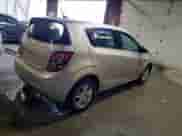 2012 Chevrolet Sonic LT z VIN 1G1JD6SBXC4179356, wystawiony jako Copart lot #80343425 z przebiegiem 173 504 mil mil oraz Szkoda całkowita • Salvage title. Historia ofert i sprzedaży dostępna na DreamBid. Obrazek 3.