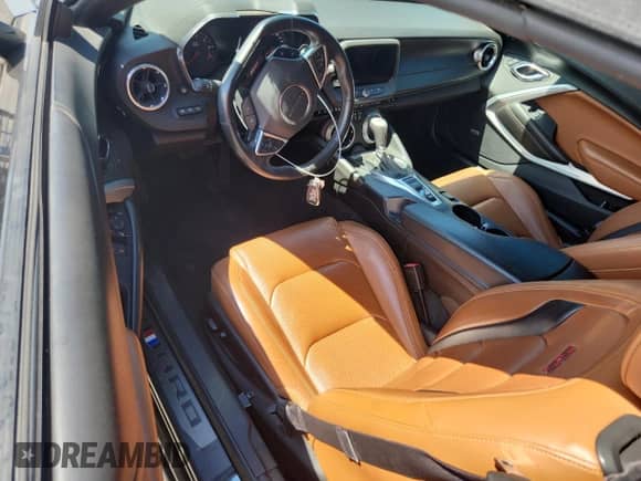 2016 Chevrolet Camaro 2SS z VIN 1G1FH3D78G0186661, wystawiony jako Copart lot #71018595 z przebiegiem Nie podano mil oraz Szkoda całkowita • Salvage title. Historia ofert i sprzedaży dostępna na DreamBid. Obrazek 8.