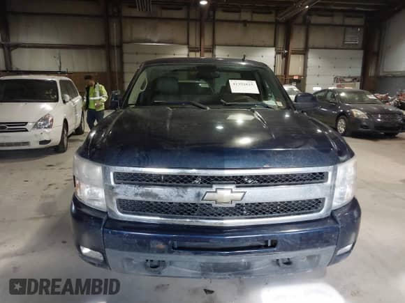 2009 Chevrolet Silverado 1500 LTZ z VIN 1GCEK39J19Z274622, wystawiony jako IAAI lot #41352625 z przebiegiem 213 255 mil mil oraz . Historia ofert i sprzedaży dostępna na DreamBid. Obrazek 12.