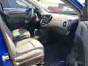 2018 Chevrolet Sonic LS z VIN 1G1JB5SHXJ4103573, wystawiony jako IAAI lot #42162858 z przebiegiem 29 954 mil mil oraz . Historia ofert i sprzedaży dostępna na DreamBid. Obrazek 5.