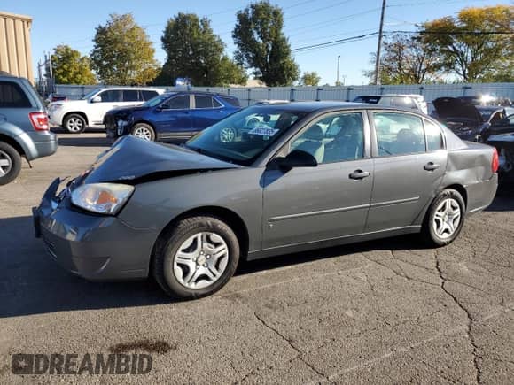 2008 Chevrolet Malibu Classic LS 1FL z VIN 1G1ZS58F78F106292, wystawiony jako Copart lot #86827835 z przebiegiem 130 046 mil mil oraz Szkoda całkowita • Salvage title. Historia ofert i sprzedaży dostępna na DreamBid. Obrazek 1.