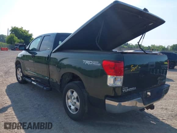 2010 Toyota Tundra с VIN 5TFUY5F15AX137953, выставлен на аукционе IAAI как лот 42655445 с пробегом 163 572 миль миль и . История ставок и продаж доступна на DreamBid. Изображение 3.
