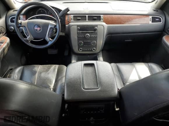 2008 GMC Sierra 1500 z VIN 2GTEK13Y781145558, wystawiony jako Copart lot #54287505 z przebiegiem Nie podano mil oraz Czysty tytuł • Clean title. Historia ofert i sprzedaży dostępna na DreamBid. Obrazek 8.