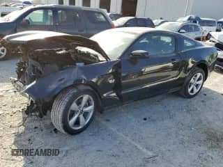 2013 Ford Mustang GT z VIN 1ZVBP8CF7D5226061, wystawiony jako Copart lot #68811595 z przebiegiem Nie podano mil oraz Nie do naprawy • Non repairable. Historia ofert i sprzedaży dostępna na DreamBid. Obrazek 1.