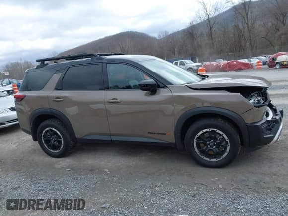 2023 Nissan Pathfinder Rock Creek with VIN 5N1DR3BD9PC254223, listed as a IAAI auction lot 41738783 with 21,231 mi miles and . Bid and sale history available at DreamBid. Image 13.