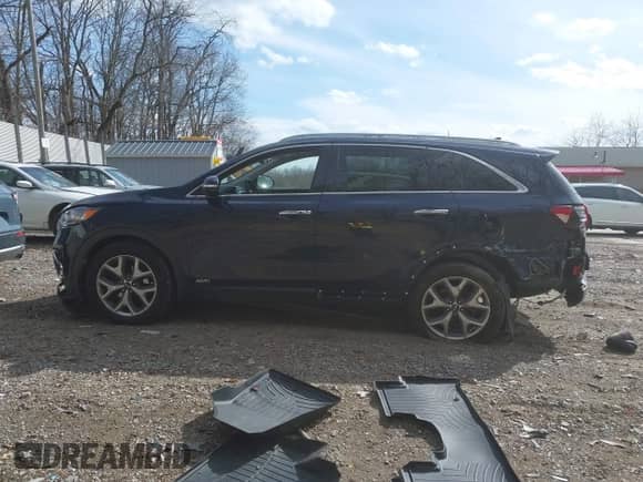 2019 Kia Sorento EX z VIN 5XYPHDA58KG595489, wystawiony jako IAAI lot #41886735 z przebiegiem 73 115 mil mil oraz . Historia ofert i sprzedaży dostępna na DreamBid. Obrazek 15.