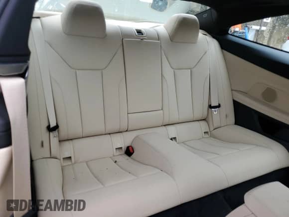 2021 BMW 4 Series 430i z VIN WBA53AP06MCF96700, wystawiony jako Copart lot #71355765 z przebiegiem 28 383 mil mil oraz Szkoda całkowita • Salvage title. Historia ofert i sprzedaży dostępna na DreamBid. Obrazek 10.