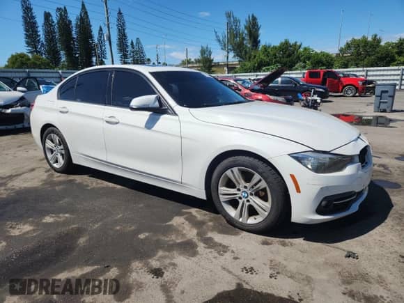 2016 BMW 3 Series 328i with VIN WBA8E9G50GNT44643, listed as a Copart auction lot 85128665 with 117,414 mi miles and Salvage title. Bid and sale history available at DreamBid. Image 4.