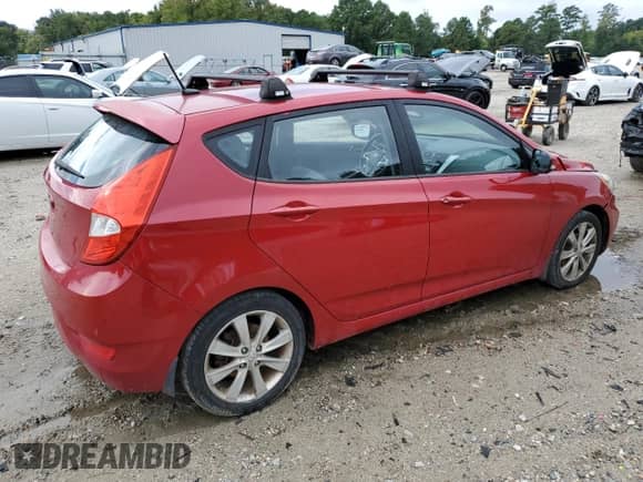 2013 Hyundai Accent SE с VIN KMHCU5AE9DU108166, выставлен на аукционе Copart как лот 84045515 с пробегом 91 193 миль миль и Списание • Salvage title. История ставок и продаж доступна на DreamBid. Изображение 3.