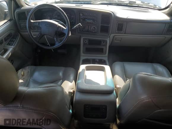 2005 Chevrolet Tahoe Z71 с VIN 1GNEK13T35R130344, выставлен на аукционе Copart как лот 60981675 с пробегом 217 789 миль миль и Списание • Salvage title. История ставок и продаж доступна на DreamBid. Изображение 8.