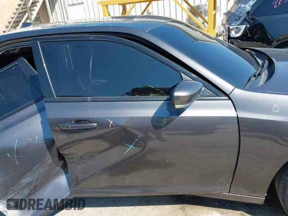 2018 Chrysler 300 S с VIN 2C3CCABG3JH244666, выставлен на аукционе IAAI как лот 42994229 с пробегом 29 878 миль миль и . История ставок и продаж доступна на DreamBid. Изображение 6.