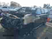 2017 Chevrolet Suburban Premier с VIN 1GNSKJKC6HR225604, выставлен на аукционе IAAI как лот 40962301 с пробегом Не указан миль и . История ставок и продаж доступна на DreamBid. Изображение 2.